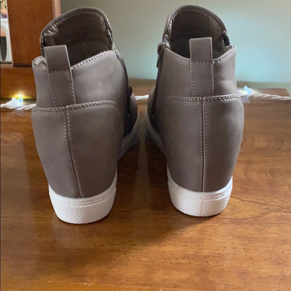 Booties - Picture 3 of 5